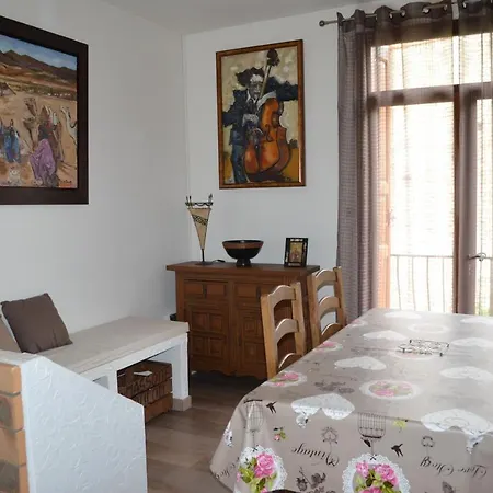 3 Etoiles Chez Nath Et Tony Taurinya