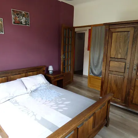 3 Etoiles Chez Nath Et Tony *
