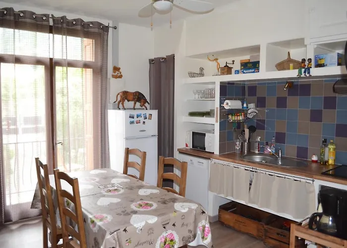 3 Etoiles Chez Nath Et Tony Apartment Taurinya